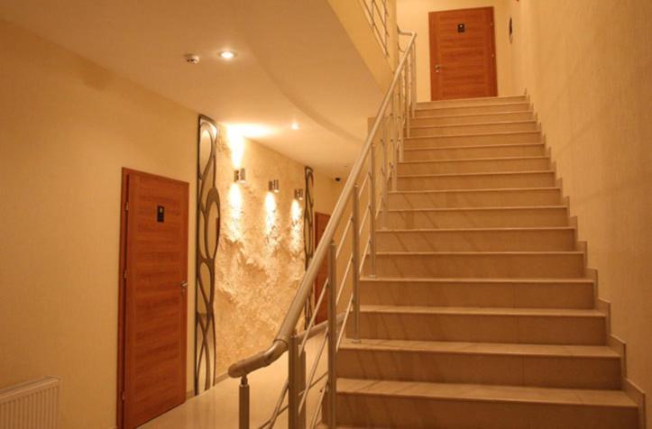אודסה Columbus Hotel מראה חיצוני תמונה