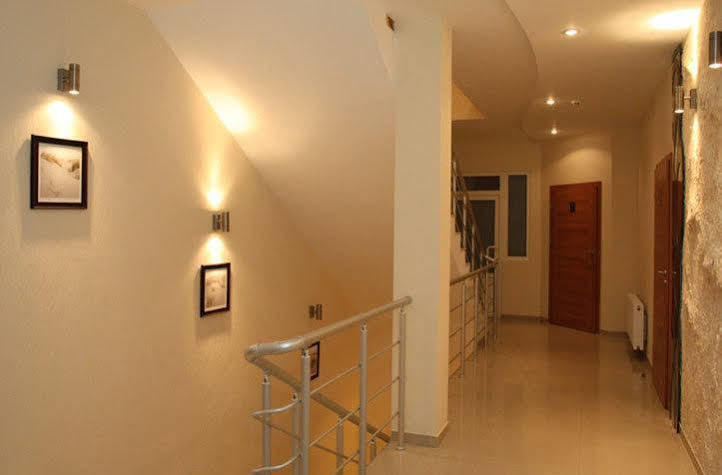 אודסה Columbus Hotel מראה חיצוני תמונה