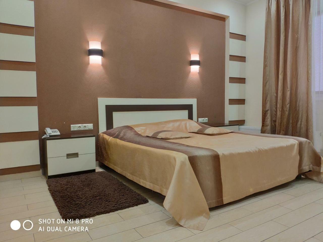 אודסה Columbus Hotel מראה חיצוני תמונה