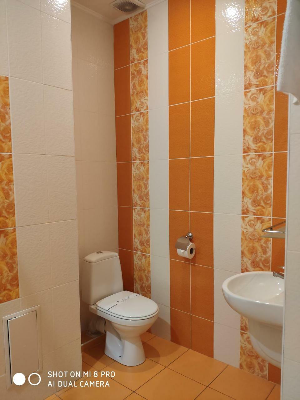אודסה Columbus Hotel מראה חיצוני תמונה