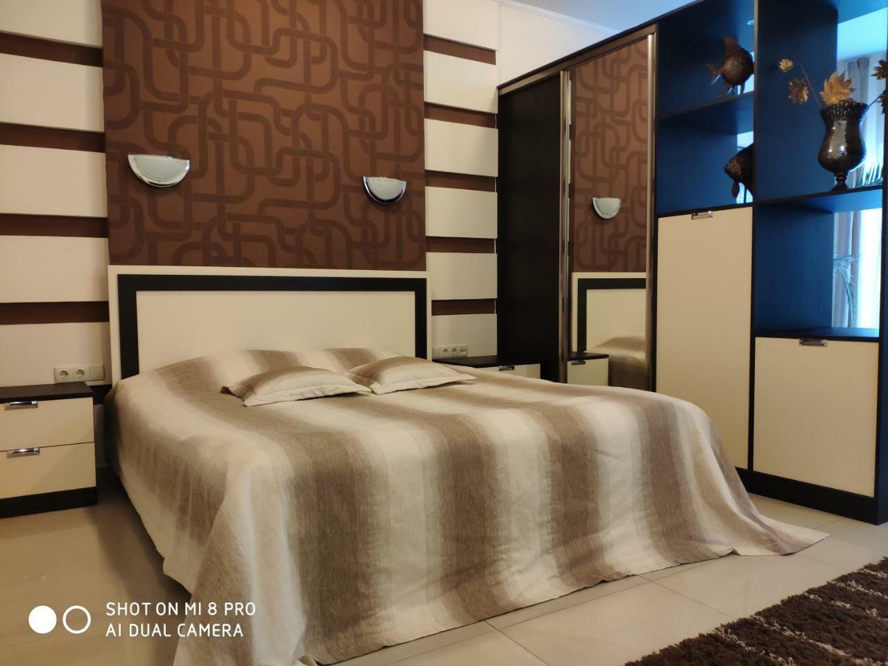 אודסה Columbus Hotel מראה חיצוני תמונה